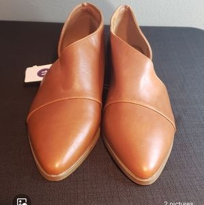 Universal Thread Wenda Cognac size 11 NWT